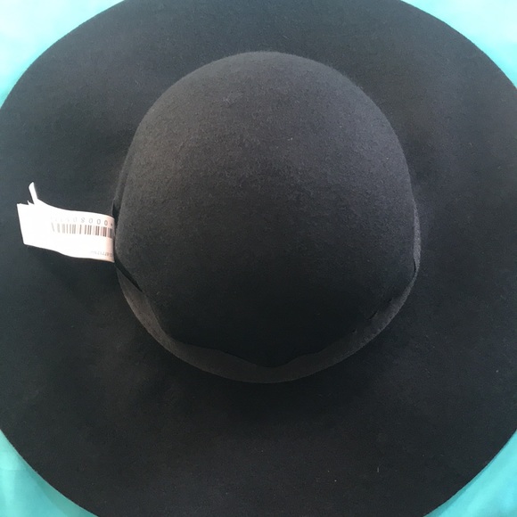 Hat - Picture 4 of 9